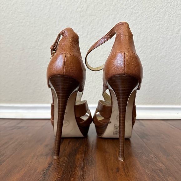 NWOB MICHAEL MICHAEL KORS Strappy Ankle Strap Stiletto Pump Heels #ST14J - Picture 6 of 10